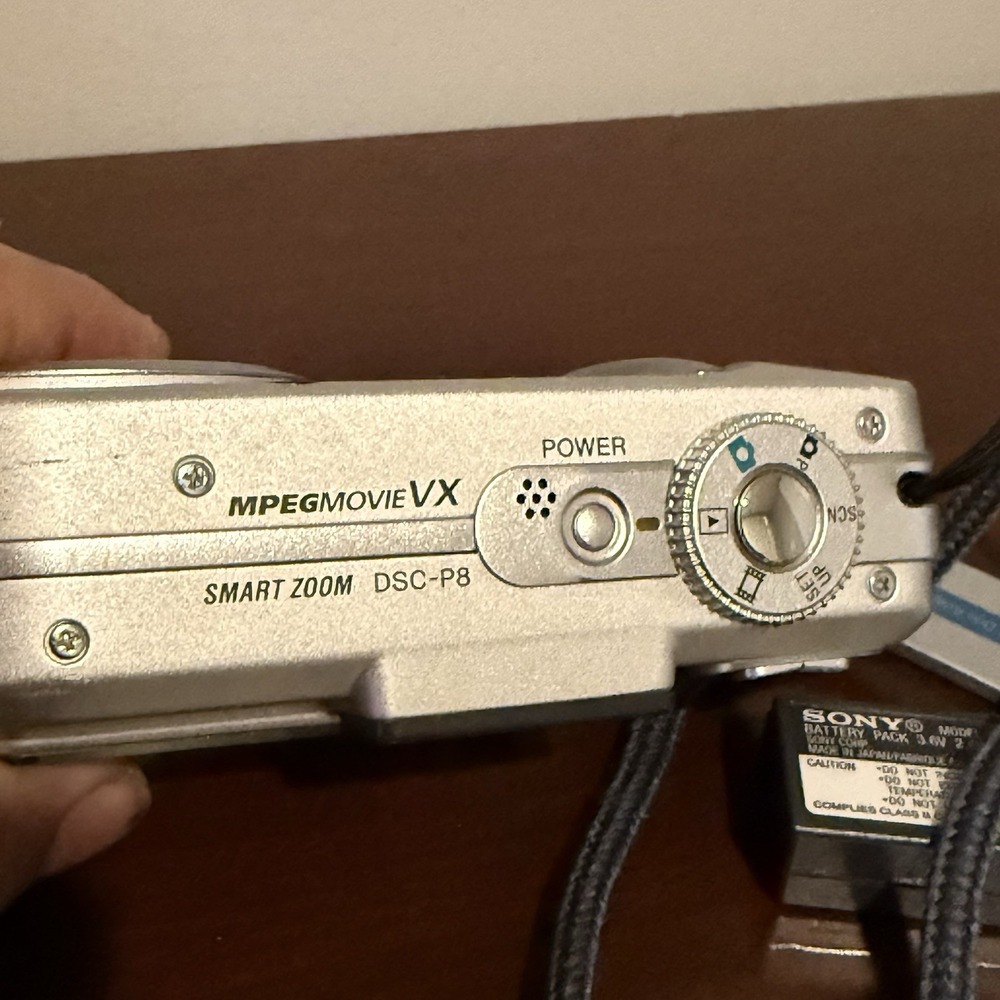 Sony Cyber-shot DSC-P8 3.2MP Digital Camera - Silver 3X OZ Not Working - Picture 7 of 16